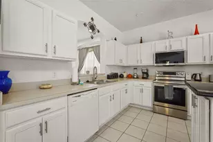 1265 Seasons Blvd, Kissimmee, FL 34746 - Photo 9