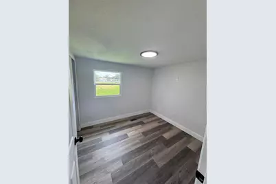 904 Robinson Avenue, Saint Cloud, FL 34769 - Photo 5