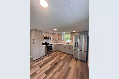 904 Robinson Avenue, Saint Cloud, FL 34769 - Photo 3