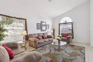 121 Vine Dr, Davenport, FL 33837 - Photo 3