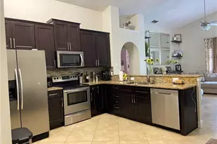 2476 Shelby Cir, Kissimmee, FL 34743 - Photo 5