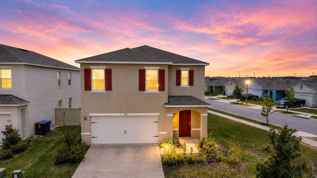 1923 Elkridge St - 1923 Elkridge St, Davenport, FL 33837 Luxury Property | Jose Angel Pina