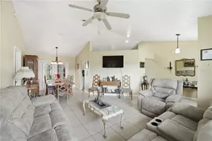 642 Madrid Dr, Kissimmee, FL 34758 - Photo 5
