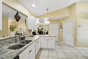 642 Madrid Dr, Kissimmee, FL 34758 - Photo 11