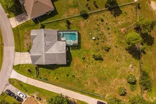 642 Madrid Dr, Kissimmee, FL 34758 - Photo 31