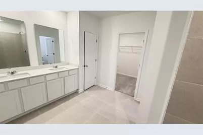 4585 Golden Knight Boulevard, Kissimmee, FL 34746 - Photo 13
