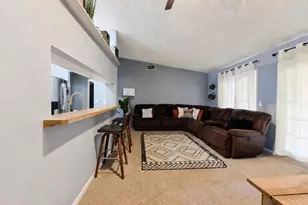 257 Clemens Ct, Orlando, FL 32828 - Photo 5