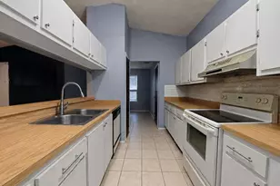 257 Clemens Ct, Orlando, FL 32828 - Photo 9