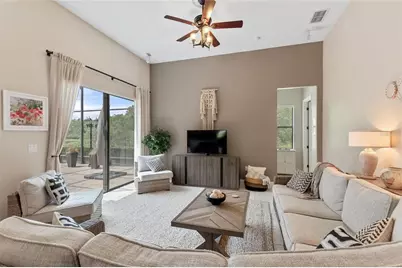 915 San Raphael Street, Poinciana, FL 34759 - Photo 15