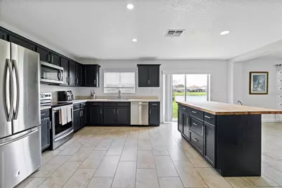 2730 Amanda Kay Way, Kissimmee, FL 34744 - Photo 9