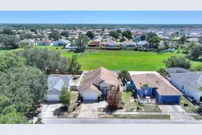 844 Berwick Dr, Davenport, FL 33897 - Photo 27
