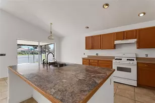 844 Berwick Dr, Davenport, FL 33897 - Photo 11