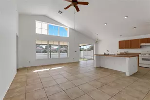 844 Berwick Dr, Davenport, FL 33897 - Photo 15