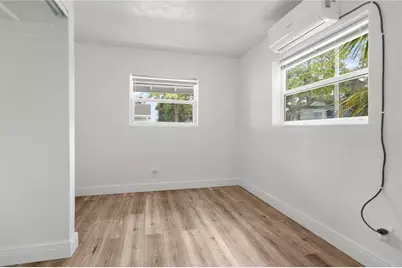 1409 College Park Lane, Tampa, FL 33612 - Photo 9