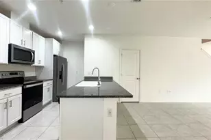 3805 Hampton Chase Ln, Sanford, FL 32771 - Photo 5