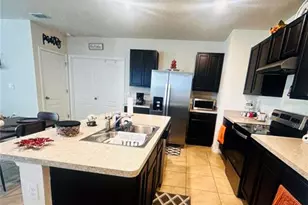 1396 Berry Ln, Davenport, FL 33837 - Photo 13