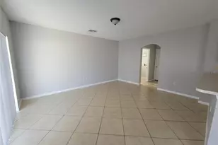 319 Alegriano Ct, Kissimmee, FL 34758 - Photo 3