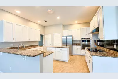 123 Golf Course Parkway, Davenport, FL 33837 - Photo 9
