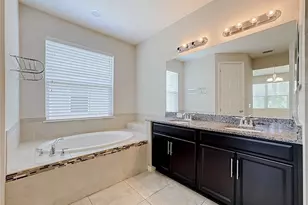 5766 Maypop Cir, Sarasota, FL 34238 - Photo 39