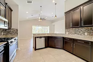 5766 Maypop Cir, Sarasota, FL 34238 - Photo 29