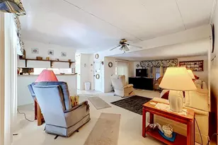 420 49th Street E, Palmetto, FL 34221 - Photo 5