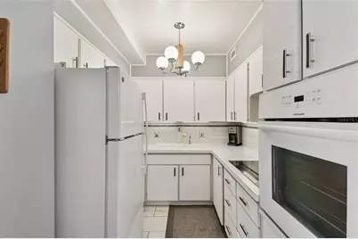 31 Island Way #505, Clearwater Beach, FL 33767 - Photo 9