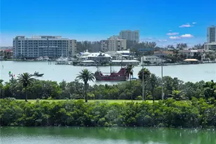 31 Island Way, Clearwater Beach, FL 33767 - Photo 21