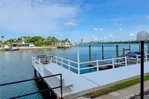 31 Island Way, Clearwater Beach, FL 33767 - Photo 27