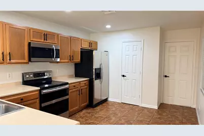 2568 Aventurine Street, Kissimmee, FL 34744 - Photo 3