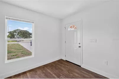 2435 5th St NE, Winter Haven, FL 33881 - Photo 5