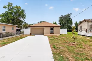 2435 5th St NE, Winter Haven, FL 33881 - Photo 1