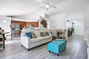 4202 Cracker Ct, Saint Cloud, FL 34772 - Photo 5