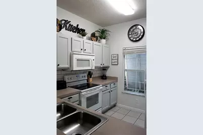 8529 Bay Lilly Loop, Kissimmee, FL 34747 - Photo 5