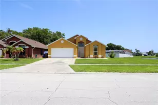 2169 Remington Pointe Blvd, Kissimmee, FL 34743 - Photo 3