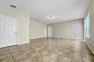 1602 Tail Feather Dr, Kissimmee, FL 34746 - Photo 9