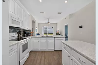 264 Laurel Ridge Pass, Davenport, FL 33897 - Photo 7