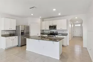 2487 White Lilly Dr, Kissimmee, FL 34747 - Photo 11
