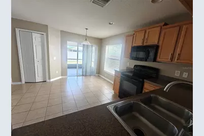 8225 Summer Wood Lane, Riverview, FL 33578 - Photo 7