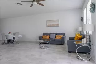 12109 Scrub Palm Ln, Orlando, FL 32824 - Photo 3