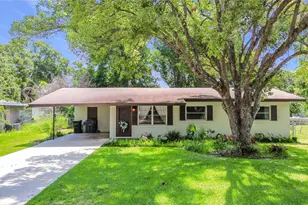 220 Pinehurst Dr, Auburndale, FL 33823 - Photo 1