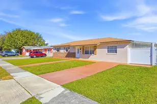 5681 Tulip Ave, Orlando, FL 32839 - Photo 3