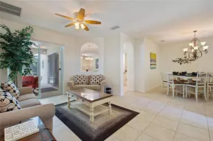 1316 Golf Course Pkwy, Davenport, FL 33837 - Photo 5