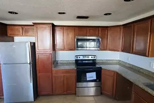 500 Massachusetts Ave, Saint Cloud, FL 34769 - Photo 3