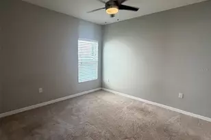 2213 Waukegan Dr, Kissimmee, FL 34758 - Photo 9