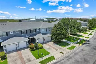9408 Flowering Cottonwood Rd, Orlando, FL 32832 - Photo 5