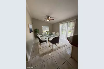 305 Colonade Court, Kissimmee, FL 34758 - Photo 5