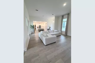 310 W Washington Avenue, Lake Helen, FL 32744 - Photo 5