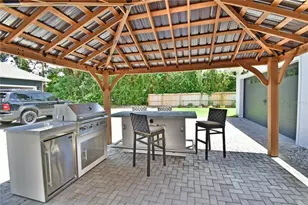 215 S Highland Ave, Winter Garden, FL 34787 - Photo 17