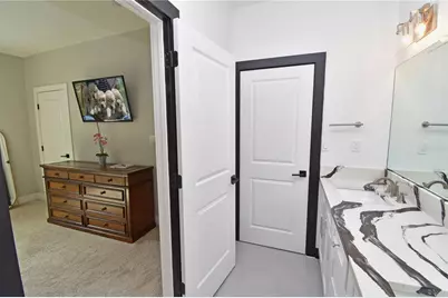 215 S Highland Avenue, Winter Garden, FL 34787 - Photo 29
