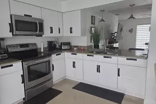 1811 Bentley Blvd, Kissimmee, FL 34741 - Photo 3